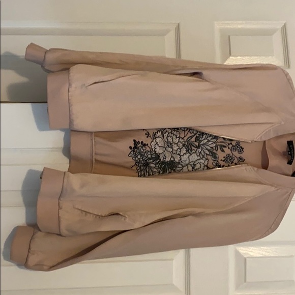 Pink zipped shirt floral back worn once - Picture 2 of 3